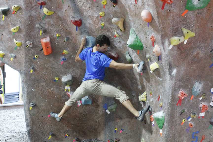 Solid+Rock+climbing+gym