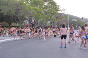 Crowd of runners