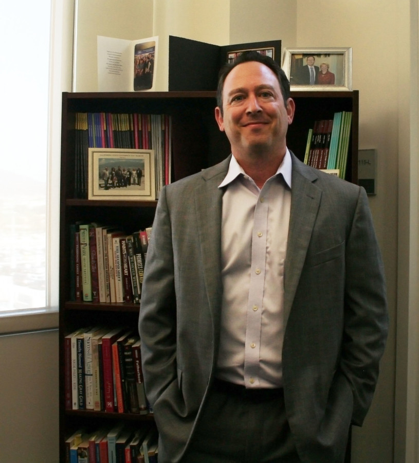 Adam Shapiro steps down as CHABSS Dean