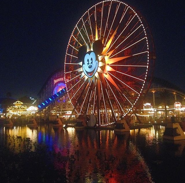 Mickey’s Fun Wheel located in California Adventure Park lights up every night to awe guests with a beautiful sight.