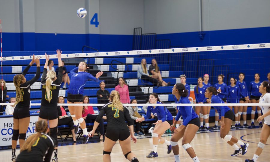 Cougars sweep Humboldt State in #DigPink match