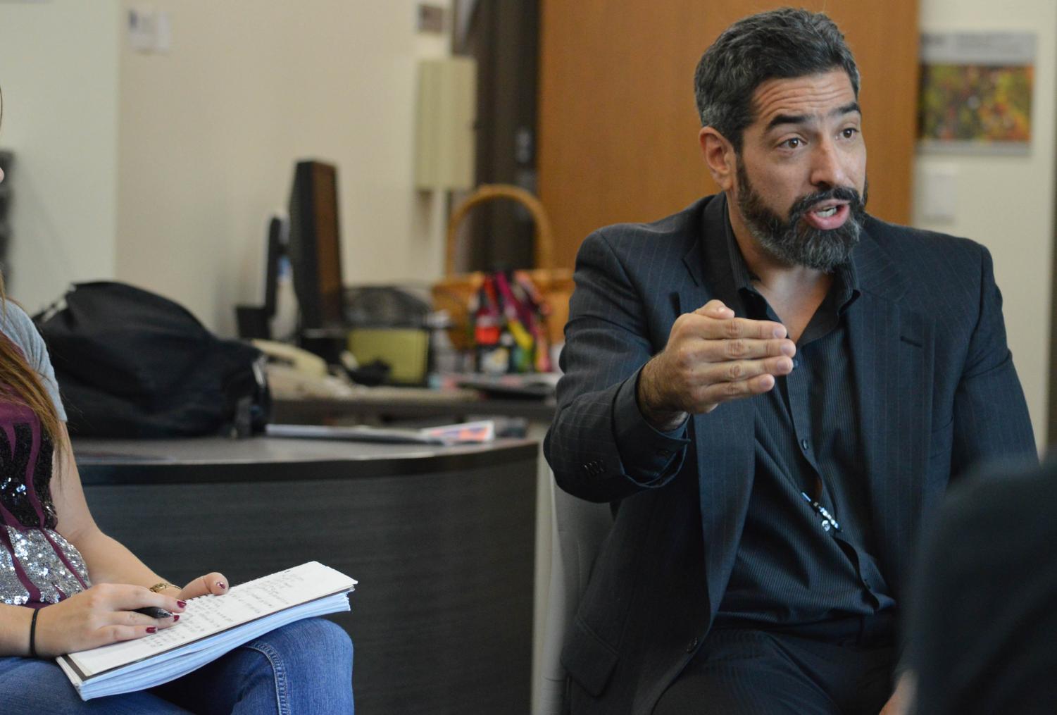 Dr. Antonio De La Garza, Assistant Professor, Communication gives academic advice to prospective PHD students during a “Tukwut Talk” at the Cross-Cultural Center on Tuesday, November 14.