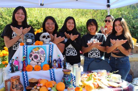 Students Celebrate Dia de los Muertos with Altar Display