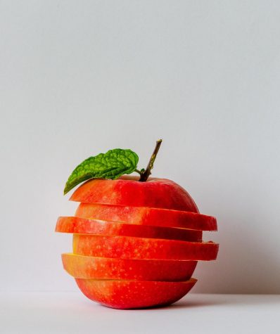 Make sure to remember to get in a nutritious meal. With these quick and easy recipes, you can get in a healthy bite in between Zoom meetings.