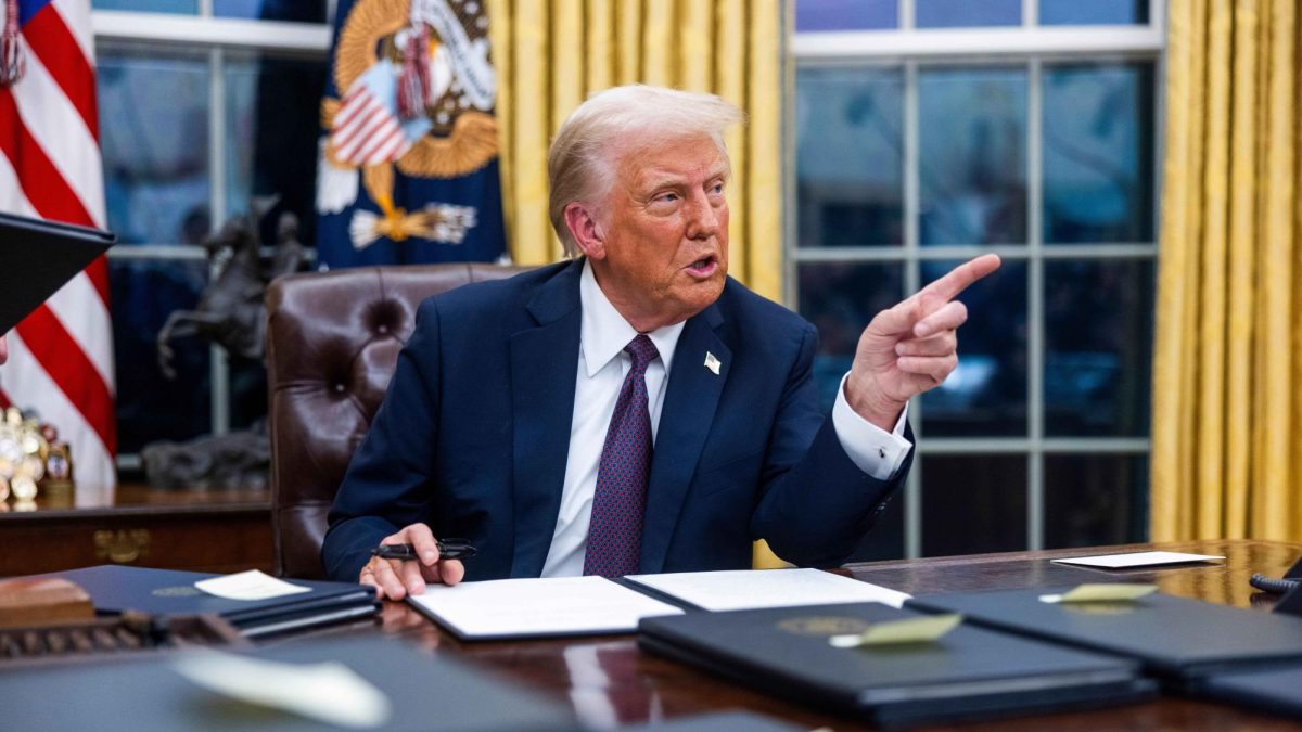 President Trump pointing in the Oval Office 

Photo credits: European Pressphoto Agency 